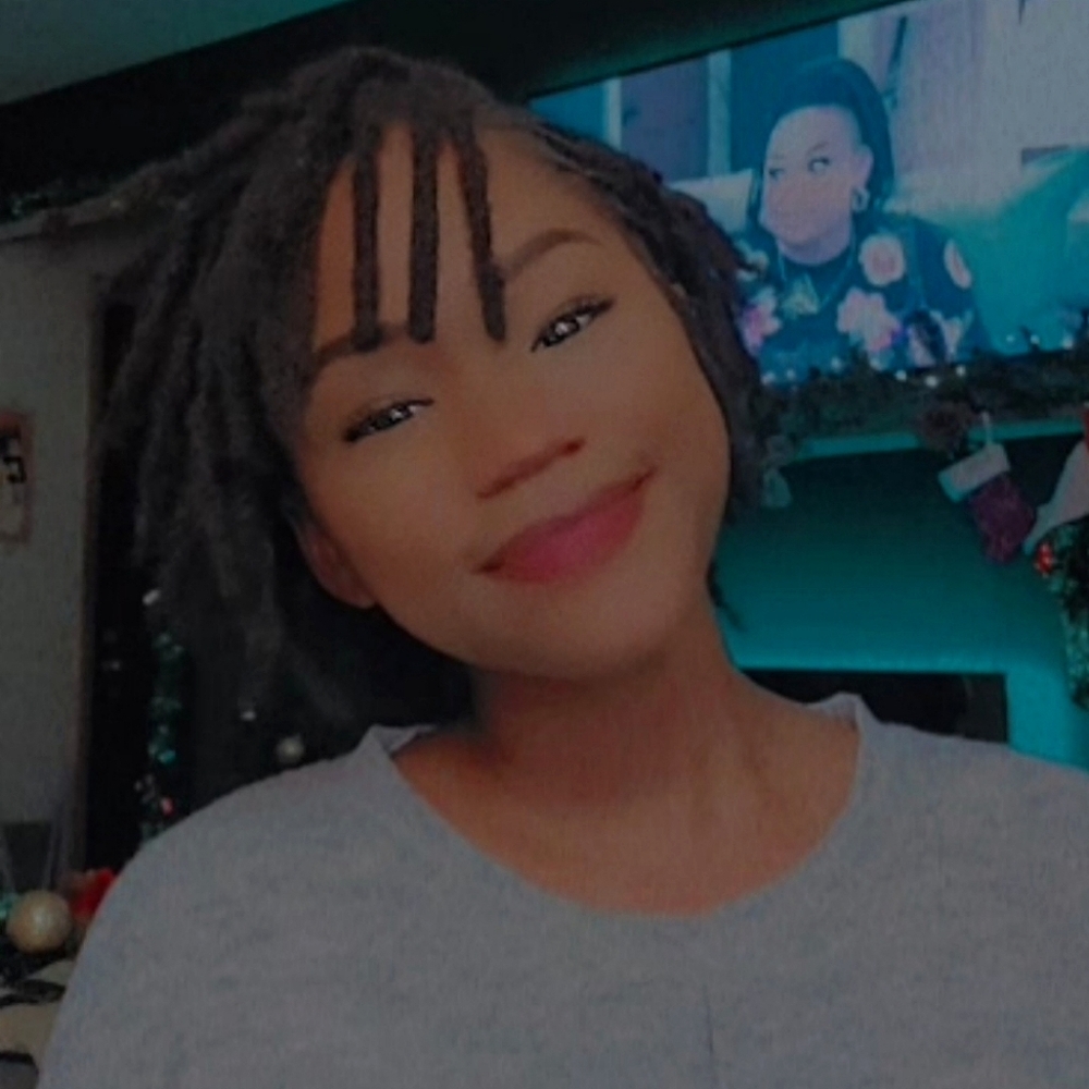 Meet your Posher, Dejunae